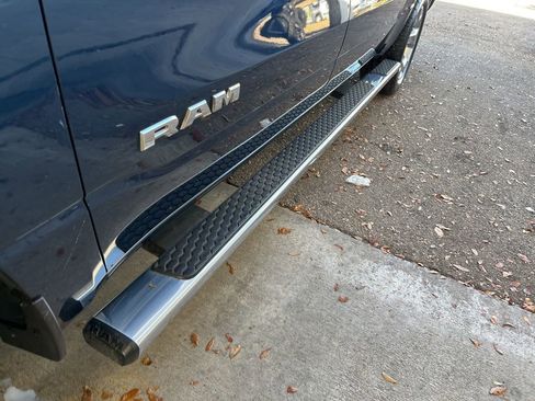 Used 2023 RAM 1500 Big Horn image 15