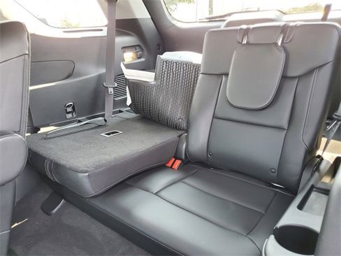 Certified 2023 Ford Explorer XLT w/ Equipment Group 202A image 27