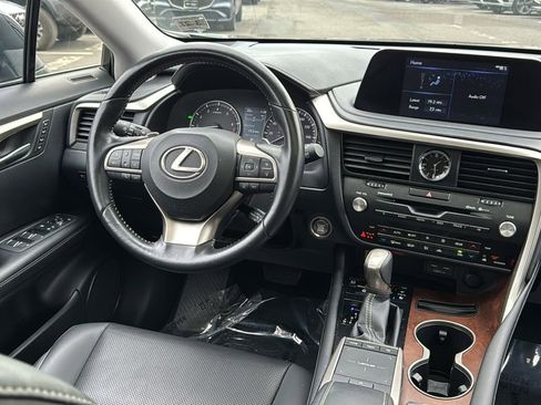 Used 2022 Lexus RX 350L Premium image 34