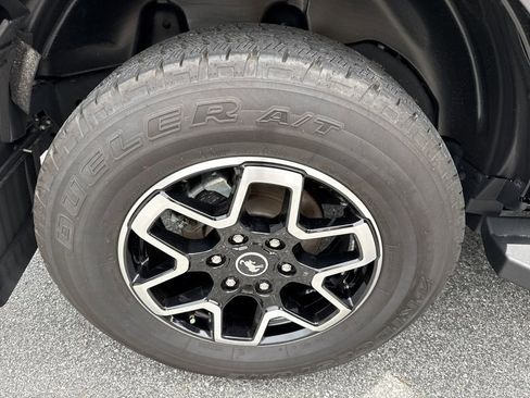 Used 2023 Ford Bronco Outer Banks AWD/4WD image 17