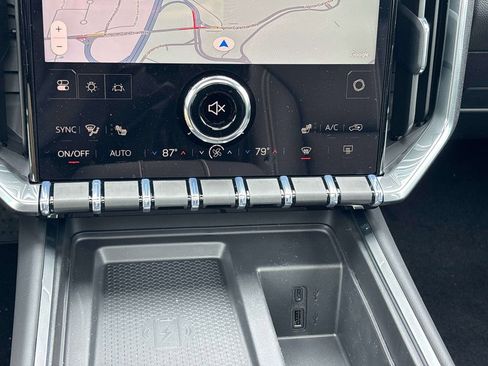 New 2026 GMC Acadia Elevation w/ Elevation Premium Package AWD/4WD image 20