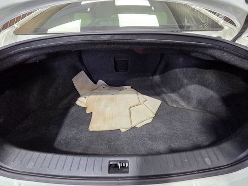 Used 2015 INFINITI Q50 image 26