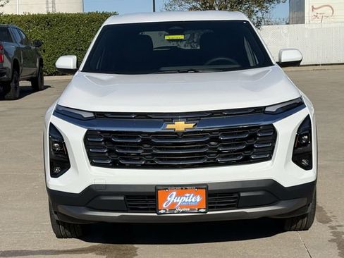 New 2026 Chevrolet Equinox LT w/ Convenience Package II image 7