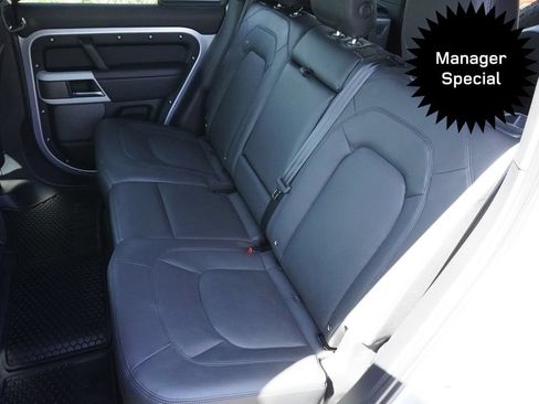 Used 2024 Land Rover Defender 110 SE AWD/4WD image 30