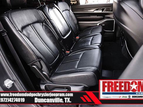 Used 2022 Jeep Wagoneer Series II RWD image 17