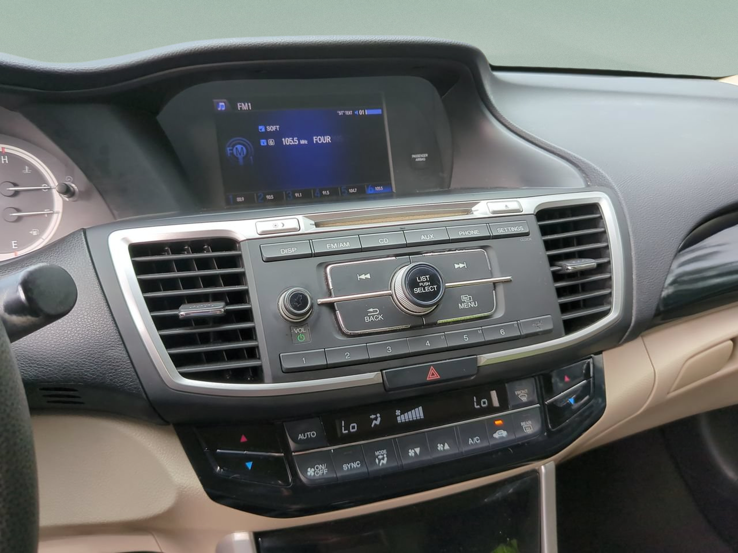 Used 2016 Honda Accord LX image 13