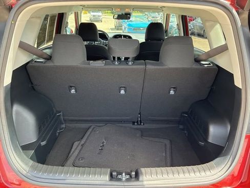 Used 2025 Kia Soul LX FWD image 7
