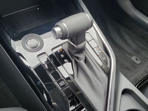 New 2026 Kia Niro EX FWD image 35