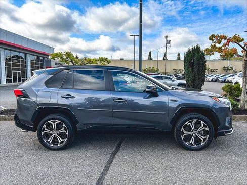 Certified 2024 Toyota RAV4 XSE w/ Premium Package AWD/4WD image 5