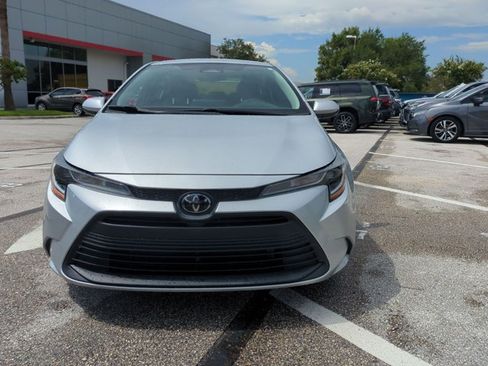 Certified 2024 Toyota Corolla LE FWD image 2