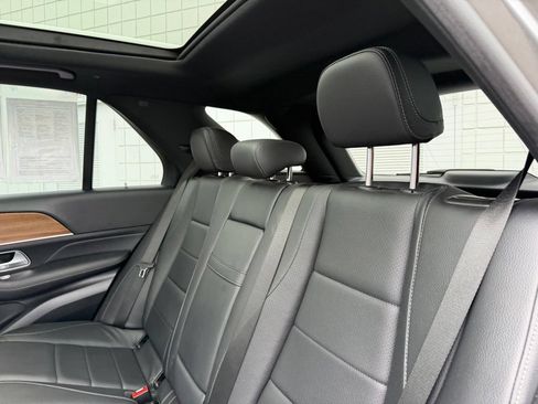 Used 2021 Mercedes-Benz GLE 350 4MATIC image 19
