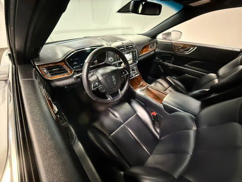 Used 2019 Lincoln Continental Premiere image 59