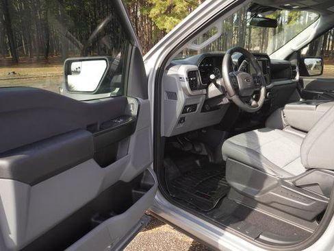 Used 2023 Ford F150 XL image 13