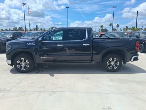 Used 2026 GMC Sierra 1500 SLT AWD/4WD image 4