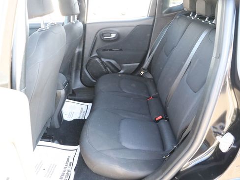 Used 2020 Jeep Renegade Sport image 29