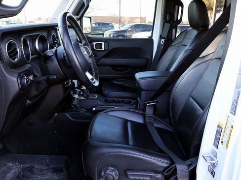 Used 2021 Jeep Gladiator Overland w/ Popular Equipment Package image 30