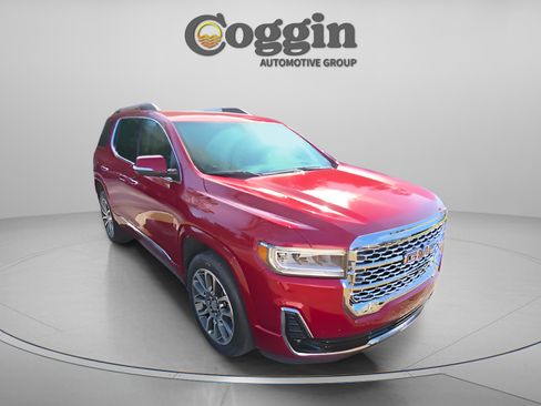 Used 2021 GMC Acadia Denali w/ Denali Technology Package image 17