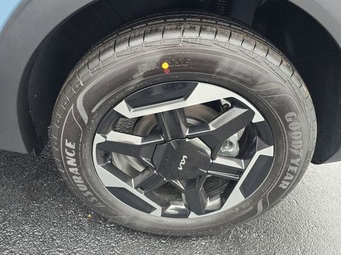 New 2026 Kia Sportage S image 12