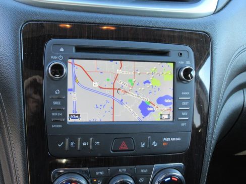 Used 2016 Chevrolet Traverse LTZ image 20