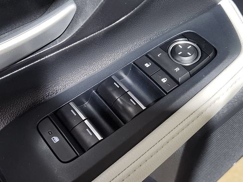 Used 2024 Toyota Grand Highlander FWD image 42