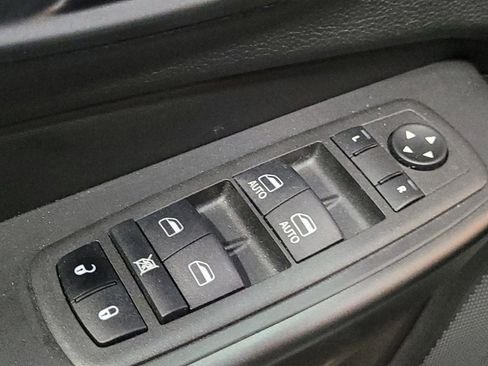 Used 2022 Jeep Cherokee Trailhawk w/ Premium Leather Package image 27