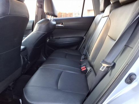 Used 2022 Toyota Corolla Cross XLE image 15