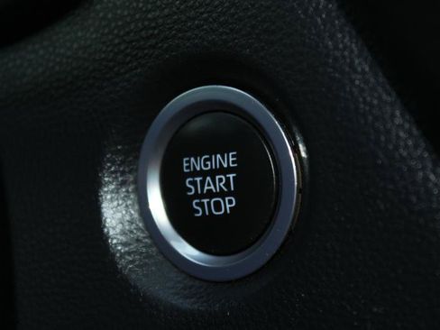 Used 2021 Toyota Corolla SE FWD image 32