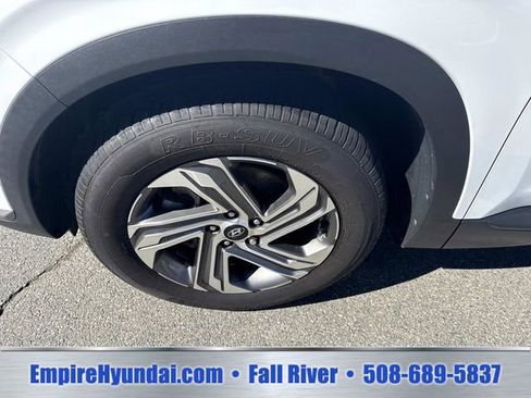 Certified 2023 Hyundai Santa Fe SEL w/ Cargo Package FWD image 12