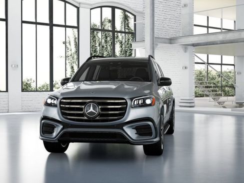 Used 2025 Mercedes-Benz GLS 450 4MATIC image 37