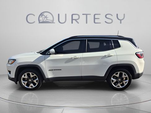 Used 2020 Jeep Compass Limited FWD image 2