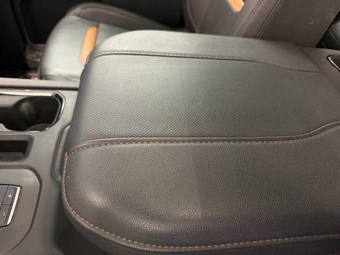 Used 2025 GMC Sierra 1500 AT4 w/ Technology Package image 20