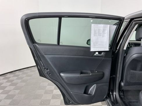 Used 2017 Kia Sportage EX w/ EX Premium Package AWD/4WD image 26