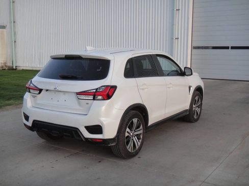 Used 2021 Mitsubishi Outlander Sport SE image 6