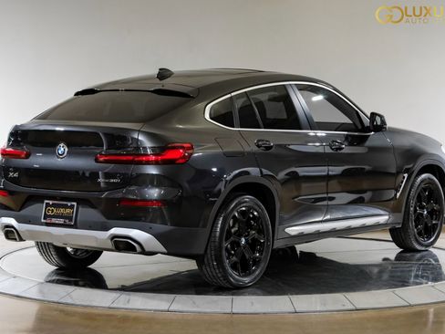 Used 2025 BMW X4 xDrive30i image 10