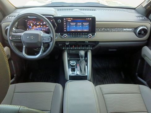 Used 2026 Chevrolet Colorado ZR2 AWD/4WD image 3