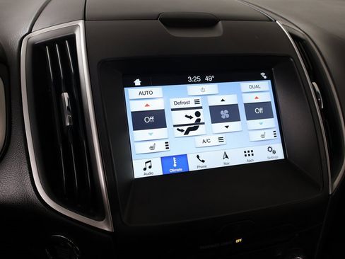 Used 2018 Ford Edge SEL w/ Equipment Group 201A image 7