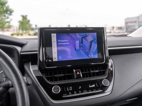Used 2024 Toyota Corolla LE FWD image 28
