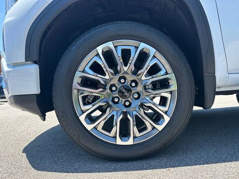 New 2026 GMC Sierra 1500 Denali Ultimate AWD/4WD image 12