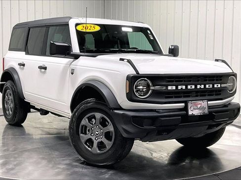 Used 2025 Ford Bronco Big Bend AWD/4WD image 3