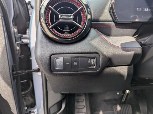 Used 2025 Chevrolet Blazer EV RS AWD/4WD image 14