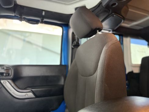 Used 2015 Jeep Wrangler Unlimited Sport w/ Quick Order Package 24S image 29