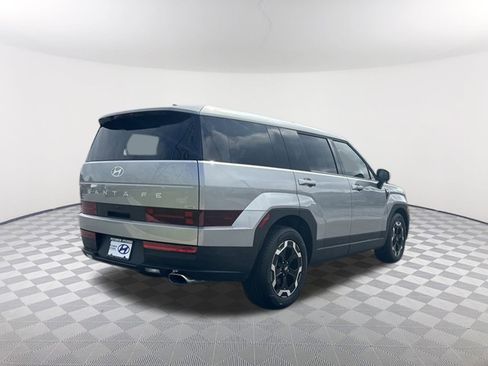 Used 2025 Hyundai Santa Fe SE image 7