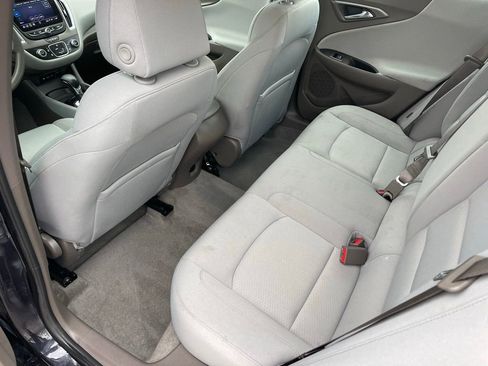 Used 2022 Chevrolet Malibu LS image 18