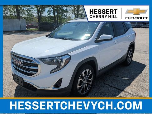 Used 2021 GMC Terrain SLT AWD/4WD image 1