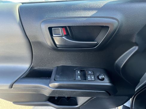 Used 2023 Toyota Tacoma SR image 15