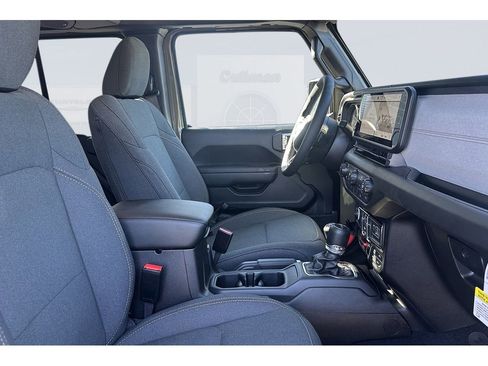 New 2026 Jeep Gladiator Willys image 17