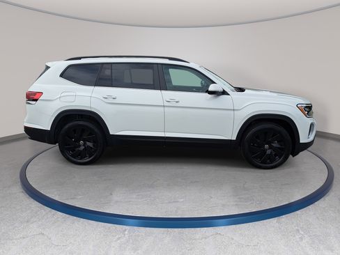 New 2026 Volkswagen Atlas SE AWD/4WD image 4