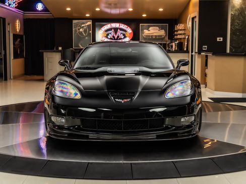 Used 2009 Chevrolet Corvette ZR1 w/ Preferred Equipment Group RWD image 7