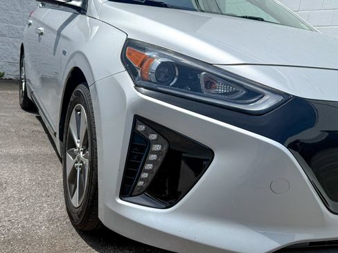 Used 2019 Hyundai Ioniq Limited FWD image 4