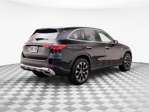 Used 2025 Mercedes-Benz GLC 350e 4MATIC image 5